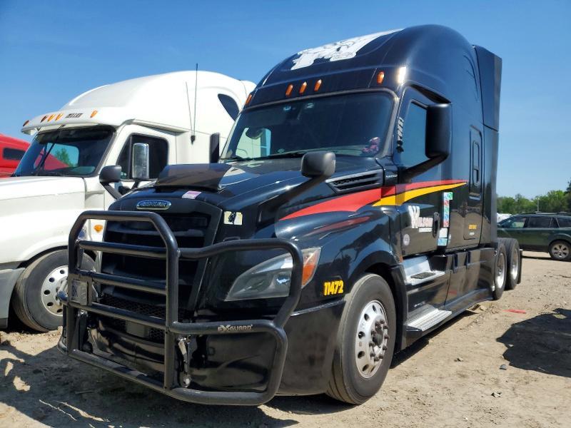 2020 Freigliner Cascadia 126