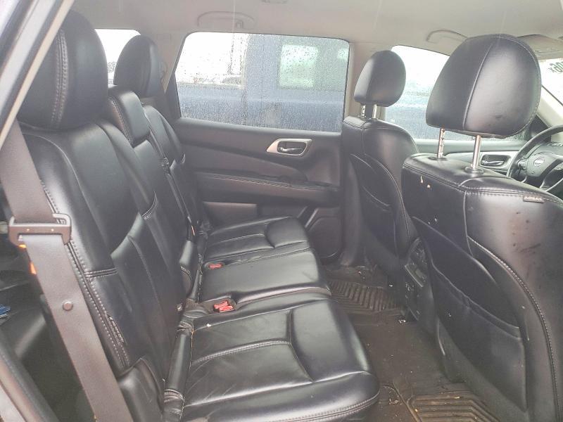 2019 Nissan Pathfinder sl