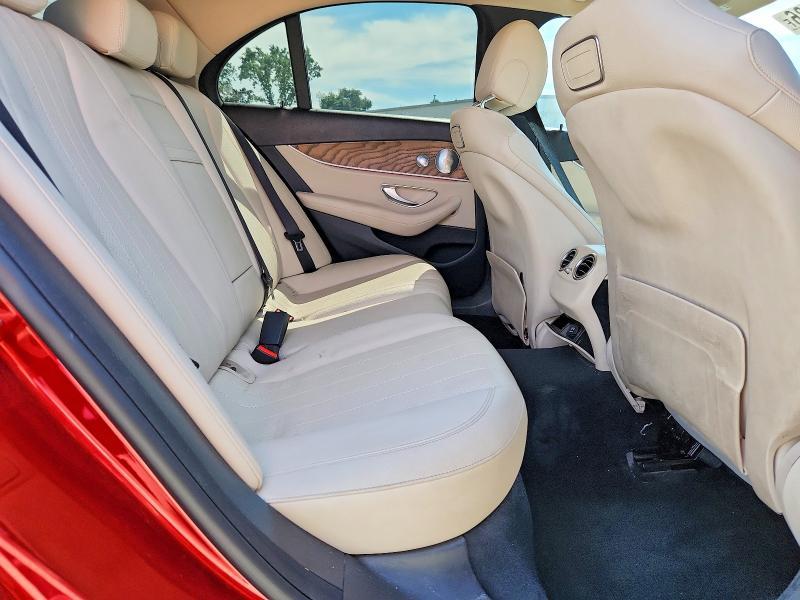 2019 Mercedes-Benz E 300
