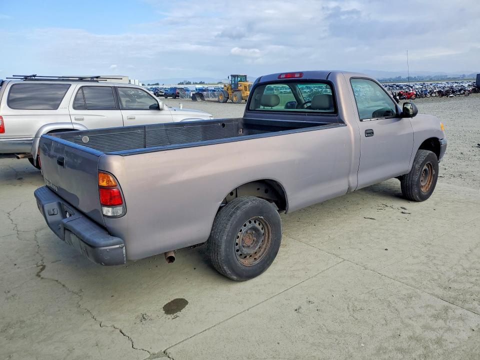 2002 Toyota Tundra Base
