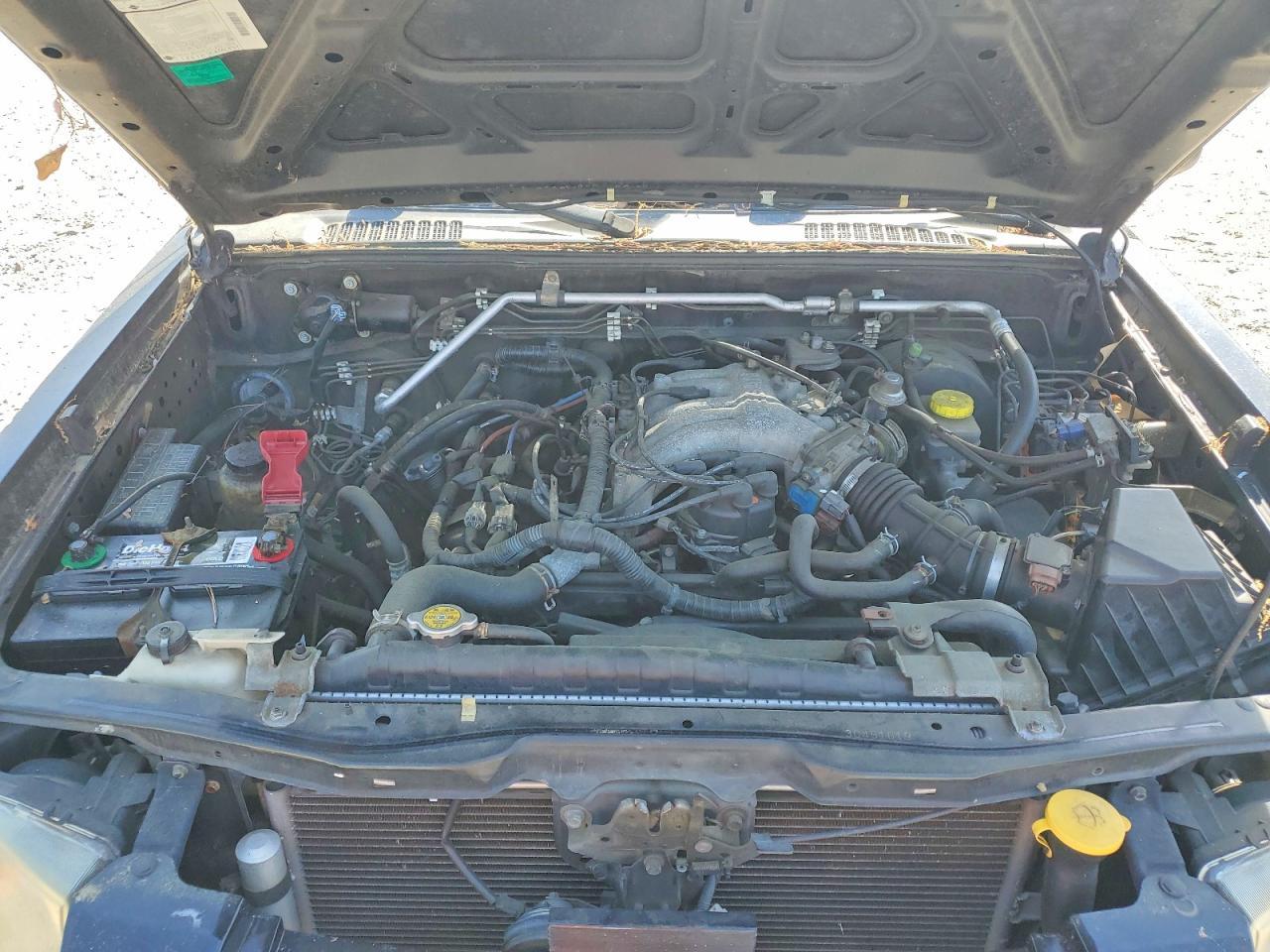 2003 Nissan Frontier XE-V6 Desert Runner