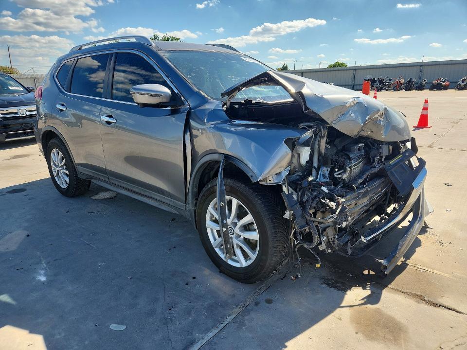 2018 Nissan Rogue sv