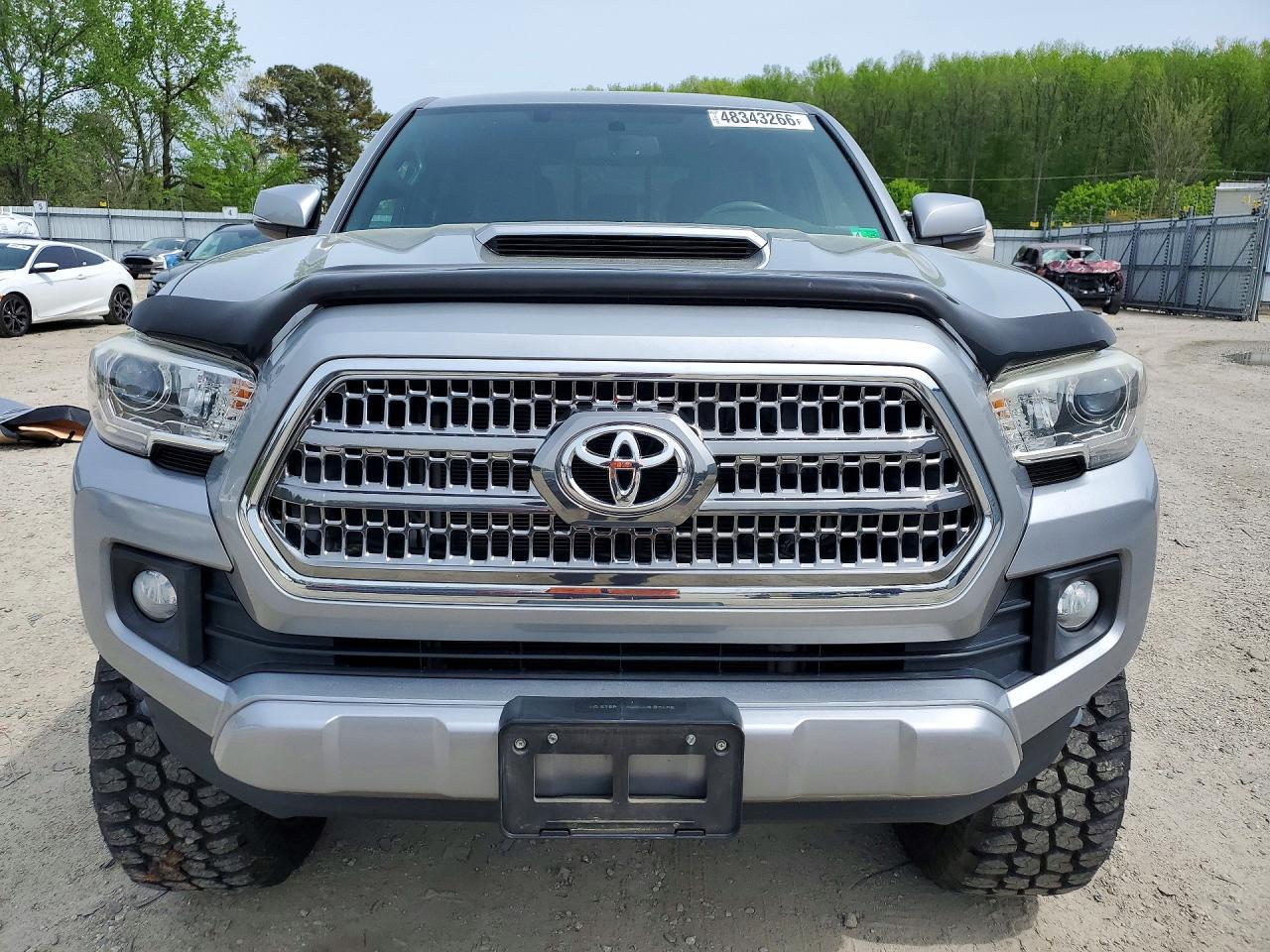 2016 Toyota Tacoma TRD Sport