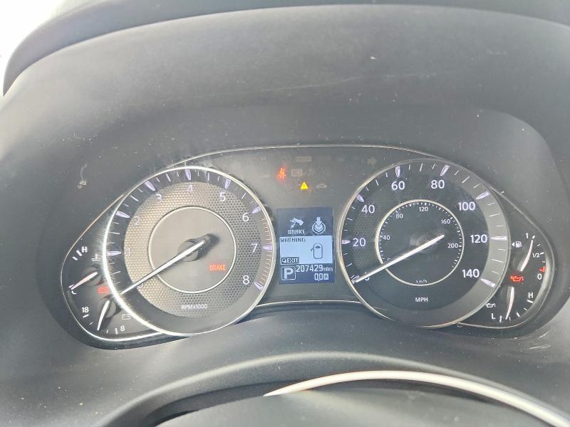 2018 Nissan Armada sv