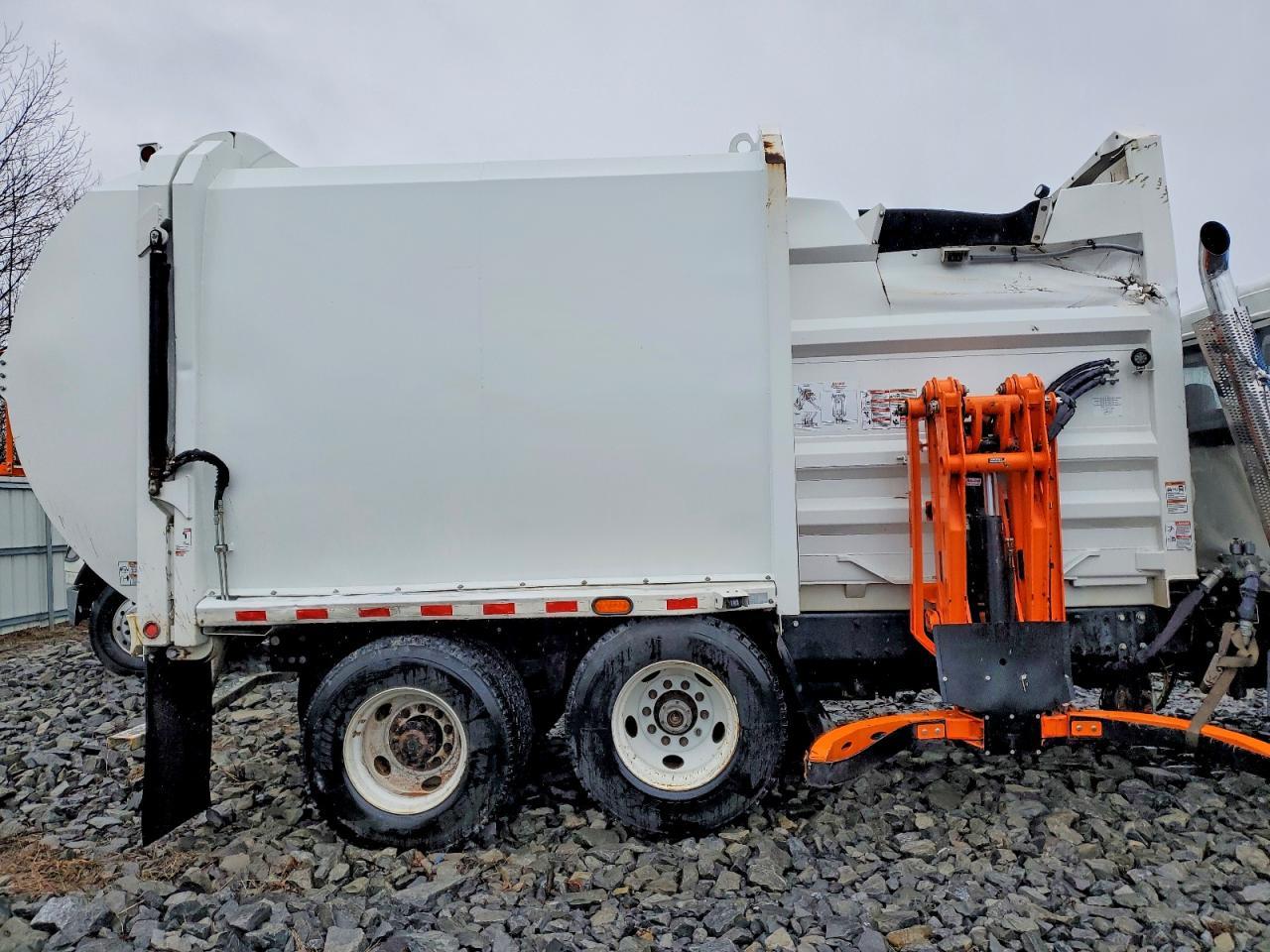 2024 Kenworth Construction T380