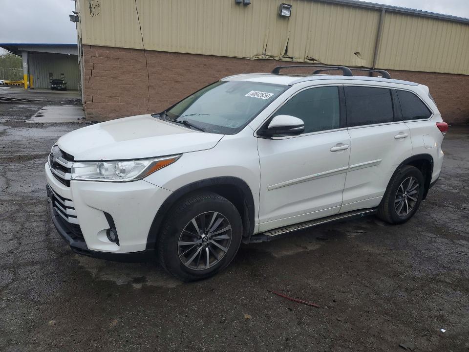 2017 Toyota Highlander xle