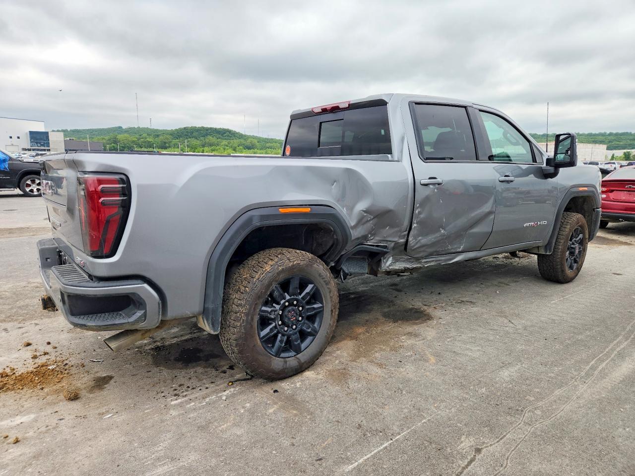 2026 GMC Sierra K2500 AT4