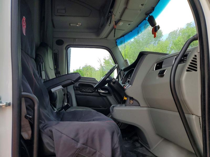 2020 Kenworth Construction T680