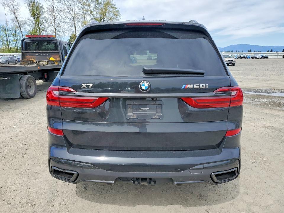 2020 BMW X7 M50i