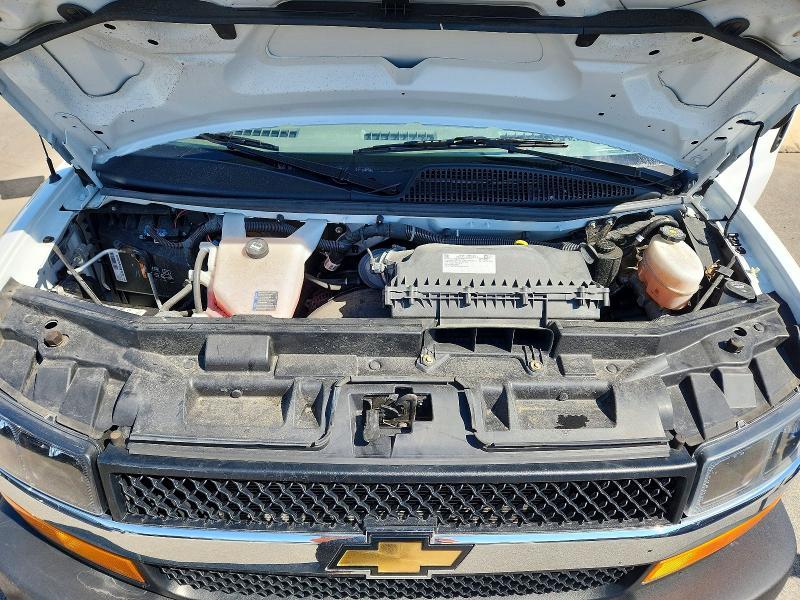 2023 Chevrolet Express G3500 LT