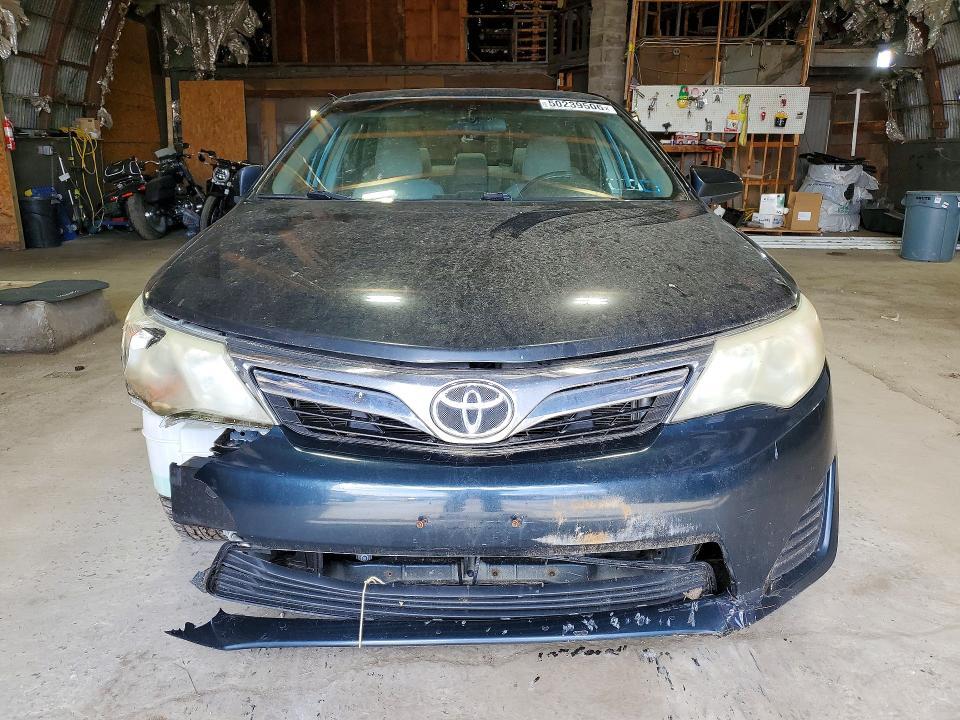 2012 Toyota Camry le
