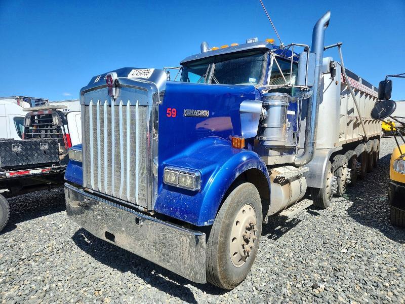 2014 Kenworth Construction W900