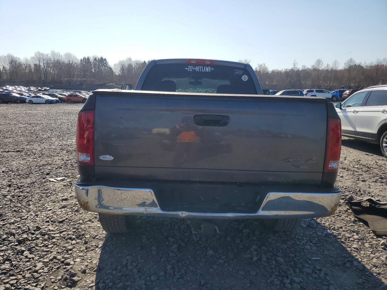 2004 Dodge RAM 1500 ST