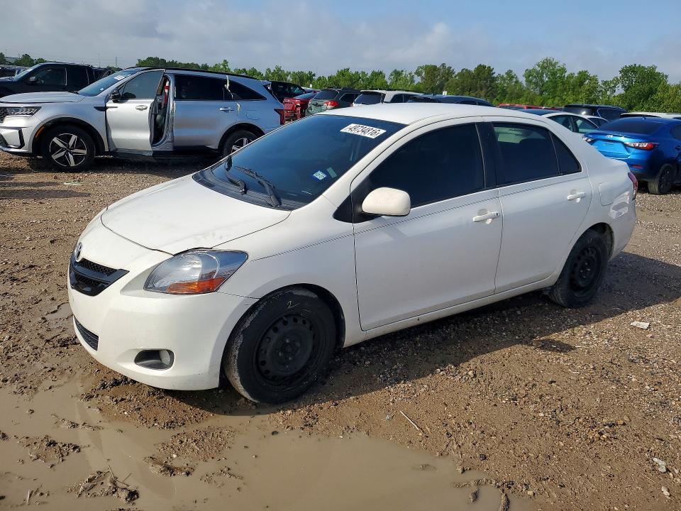 2009 Toyota Yaris Base