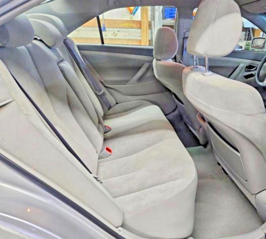 2009 Toyota Camry le