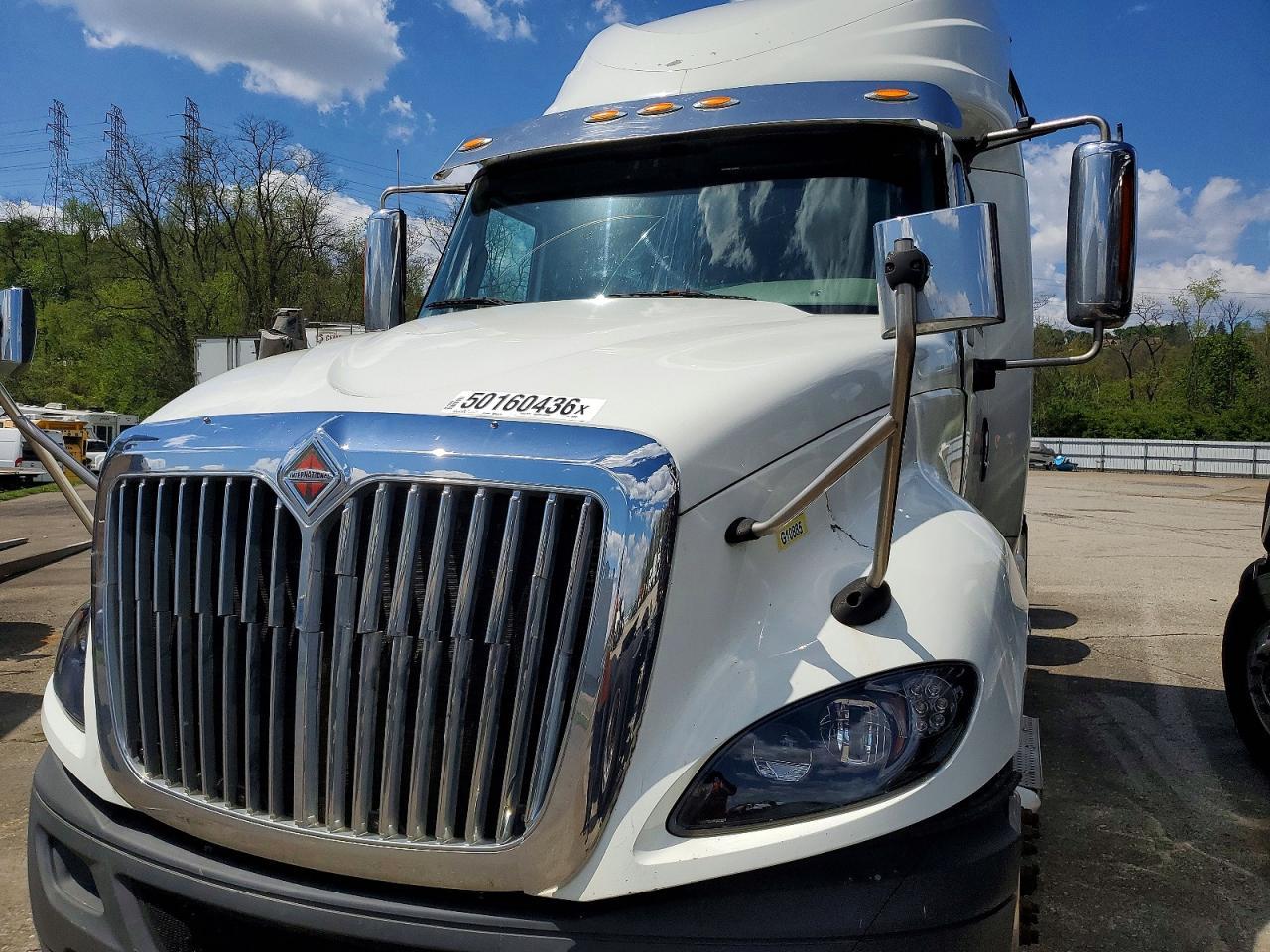 2015 International Prostar Semi Truck