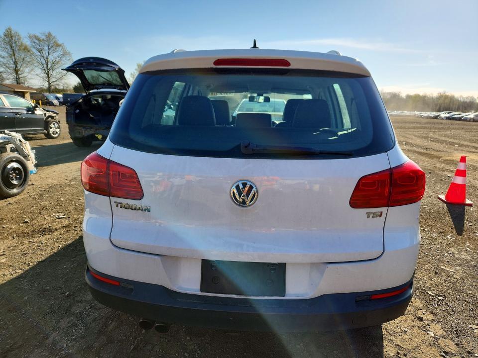 2017 Volkswagen Tiguan s