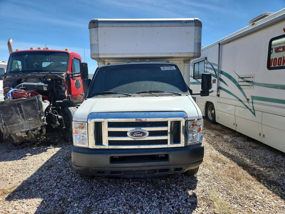 2008 Ford E450 BOX Truck
