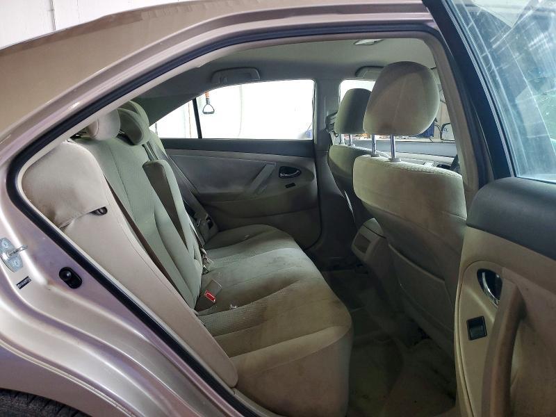 2009 Toyota Camry le