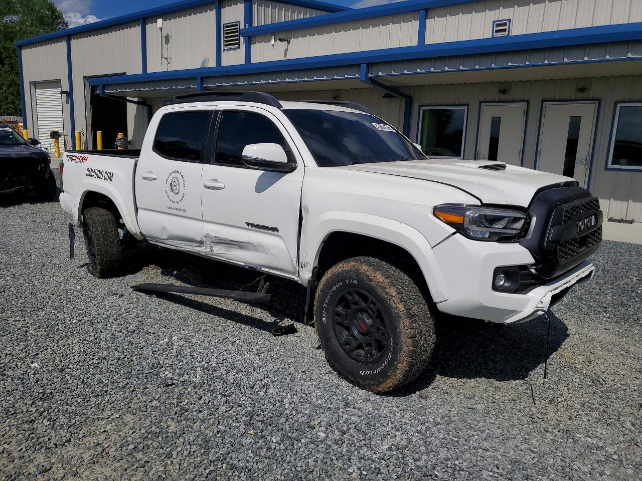 2022 Toyota Tacoma TRD Sport