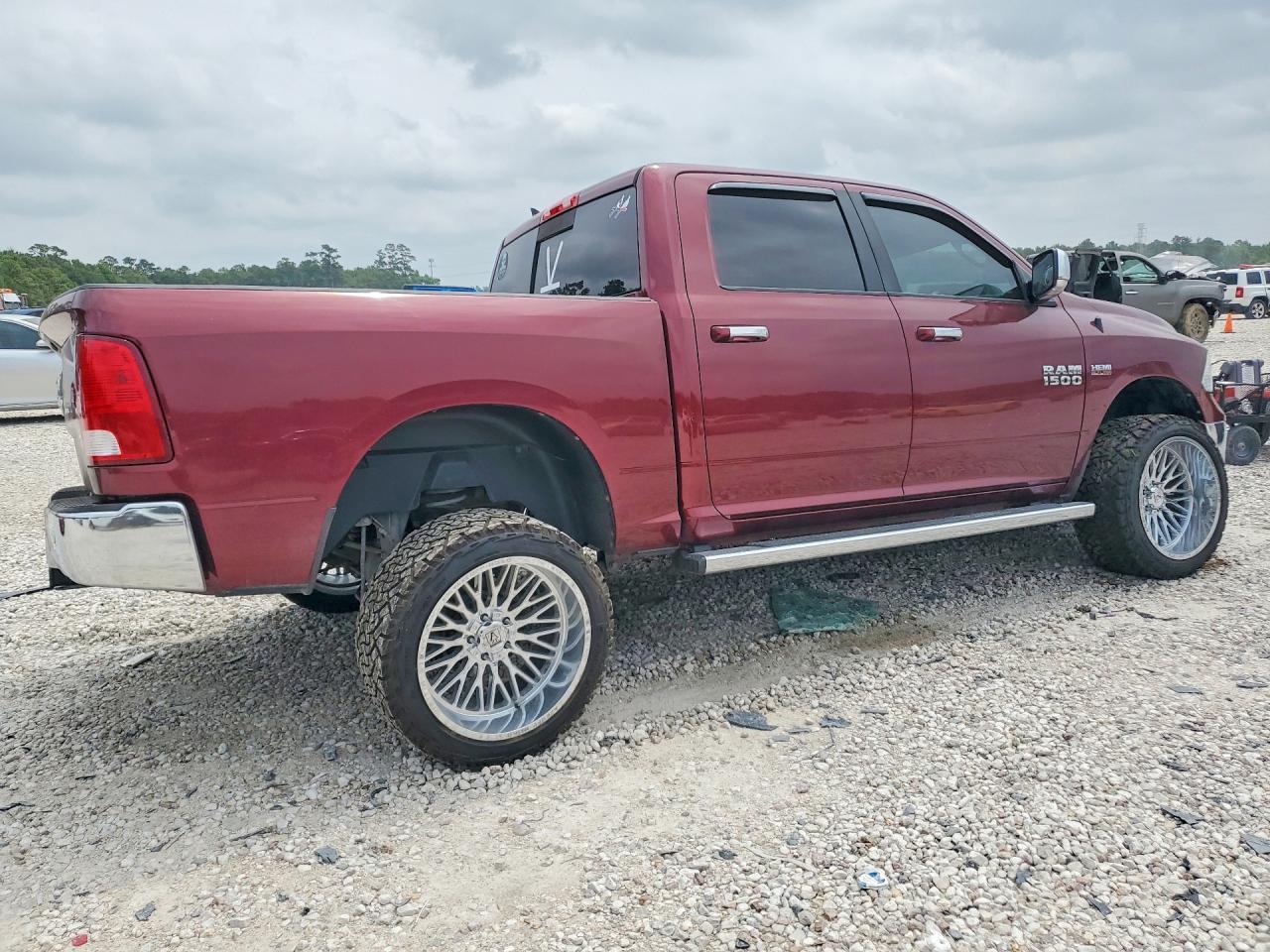 2016 Dodge RAM 1500 SLT