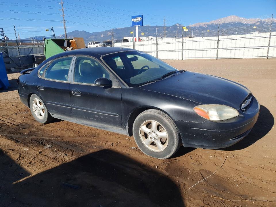 2001 Ford Taurus se