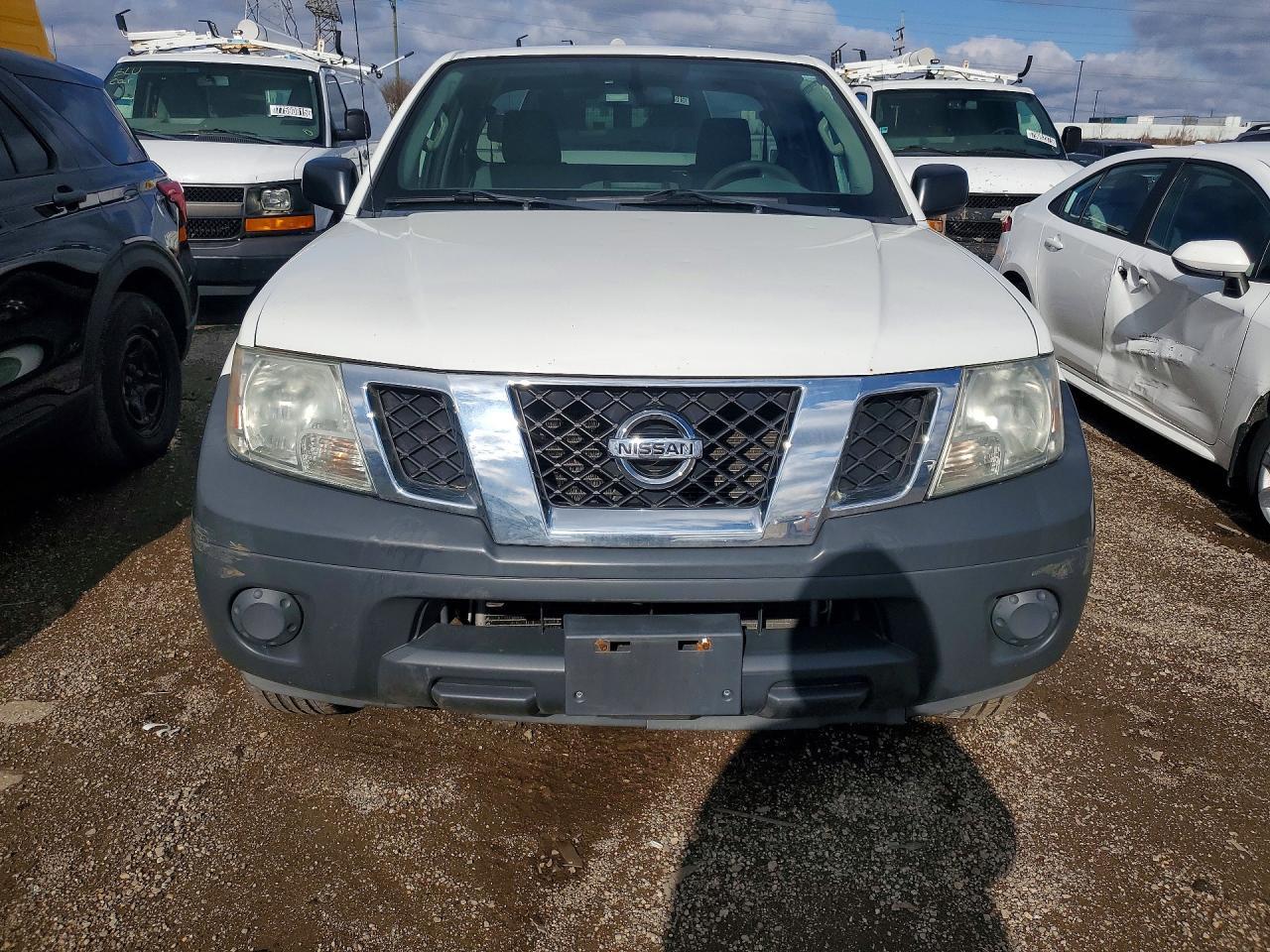 2015 Nissan Frontier S