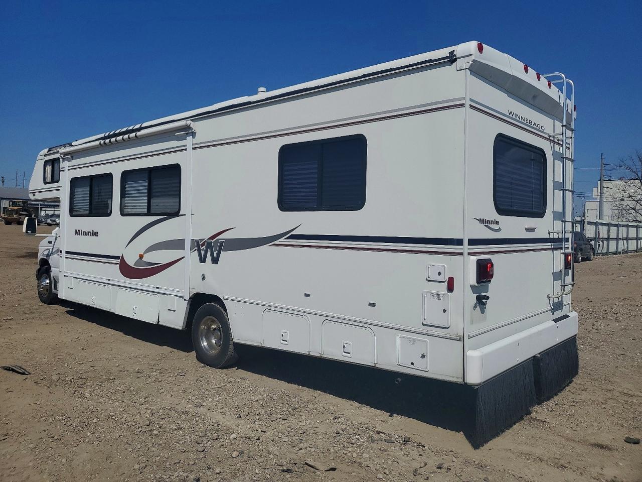 2005 Winnebago 2004 Winnebago Minnie RV