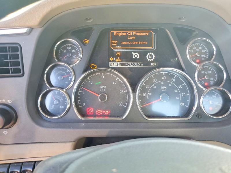 2017 Peterbilt 579 Semi Truck