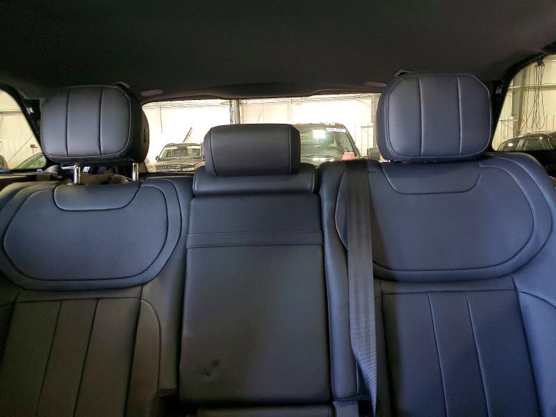 2025 Land Rover Range Rover Sport se