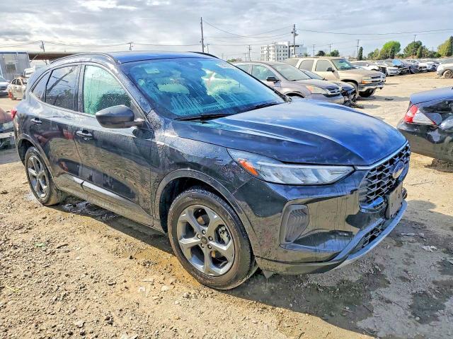 2024 Ford Escape st Line
