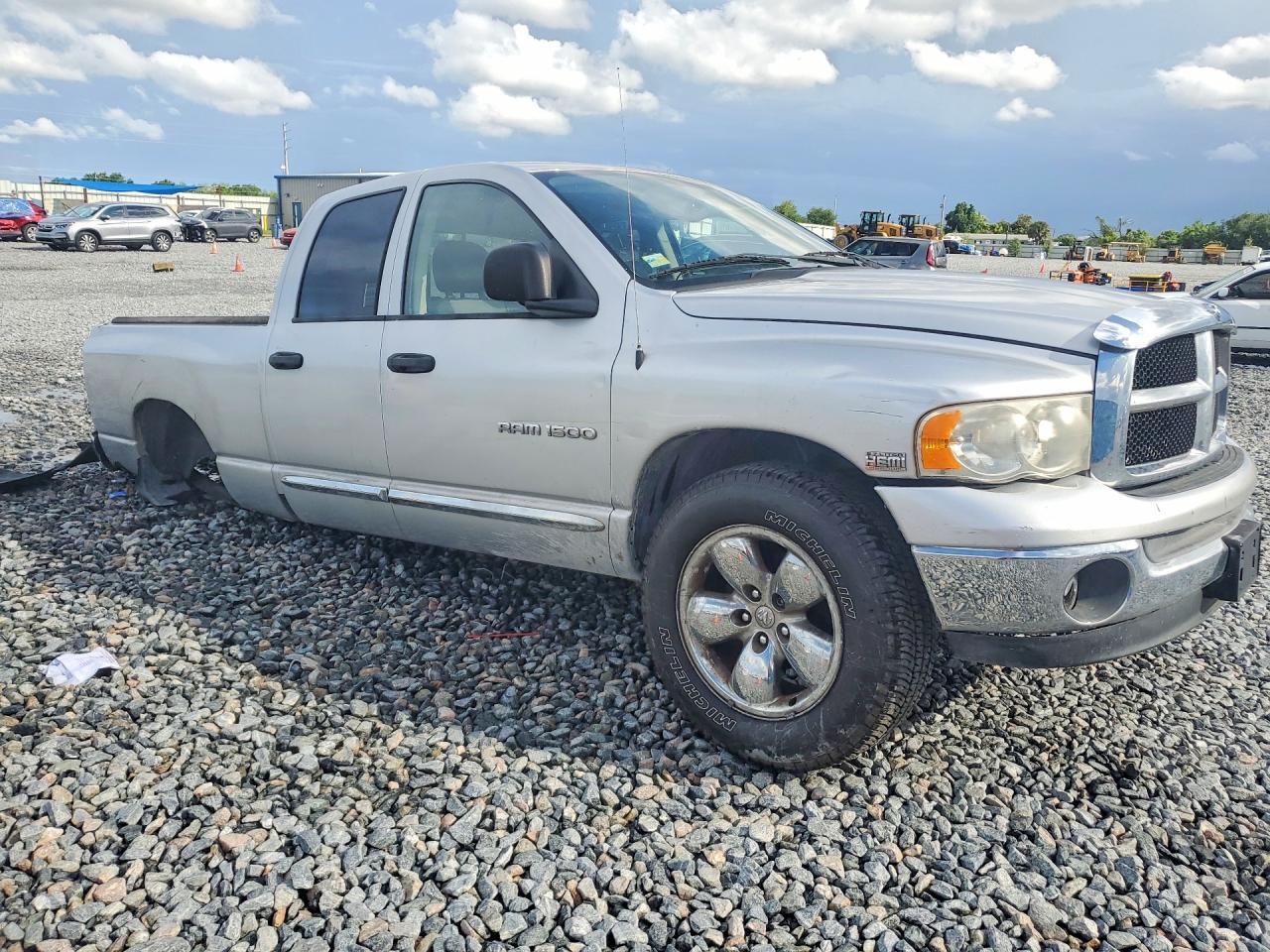 2004 Dodge RAM 1500 ST