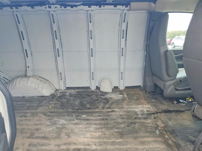2017 Chev Express G3500
