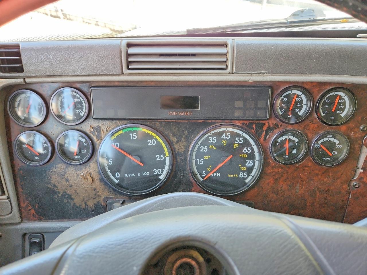 1999 Freightliner Century