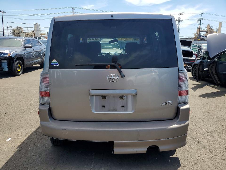 2005 Scion XB