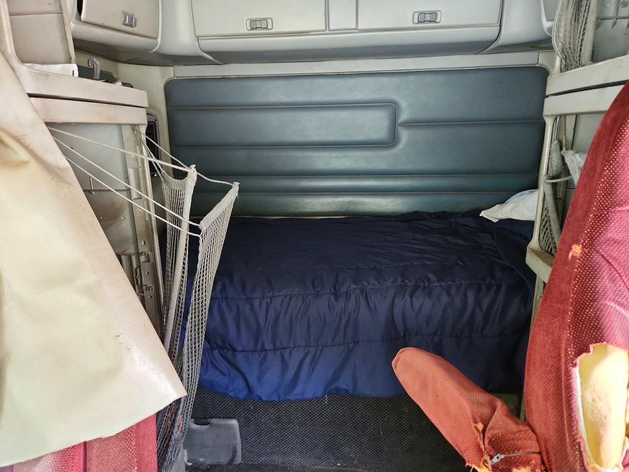 1999 Freightliner Century