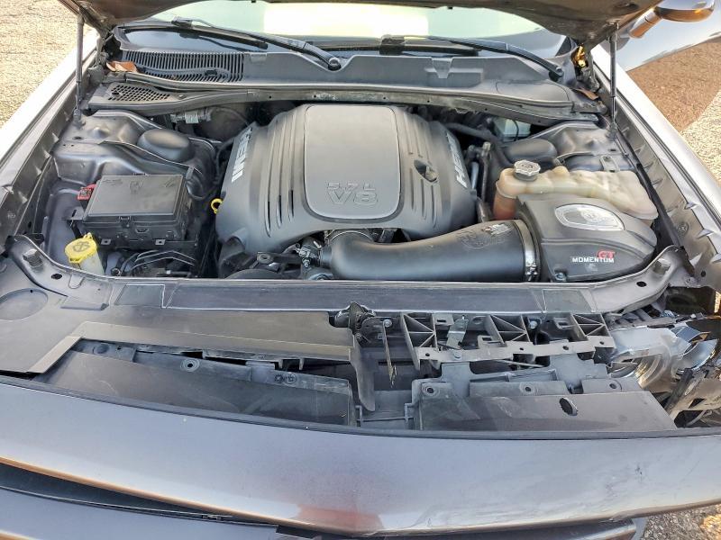 2016 Dodge Challenger r