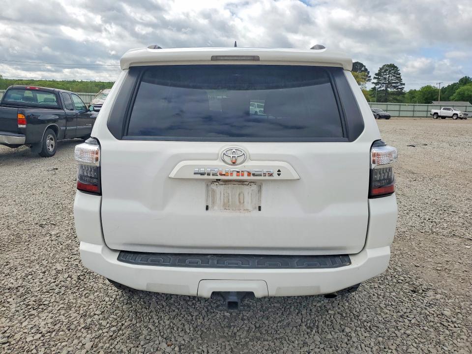 2021 Toyota 4runner SR5