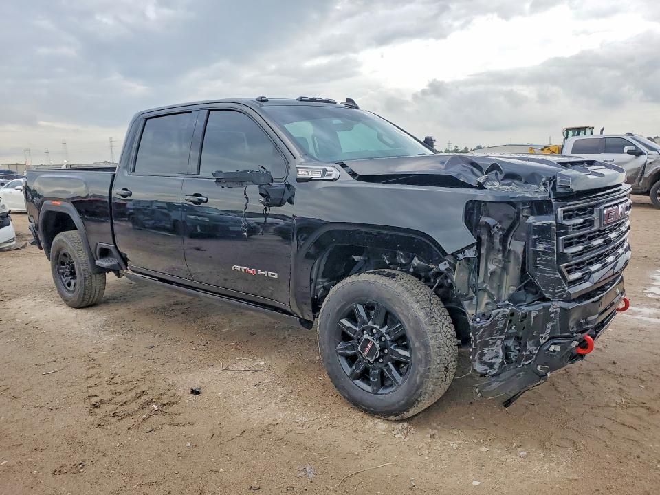 2026 GMC Sierra K2500 AT4