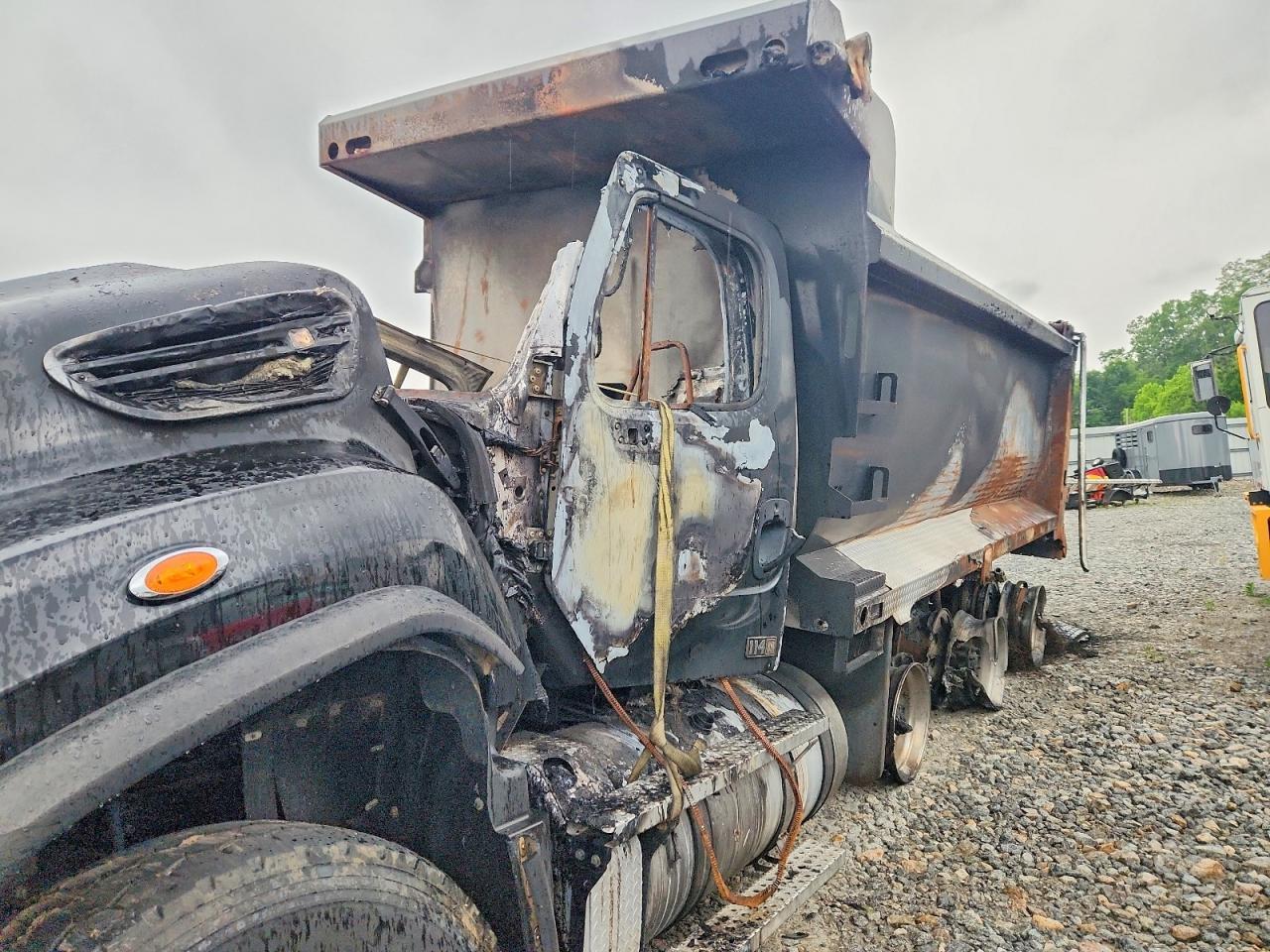 2020 Freightliner 114SD
