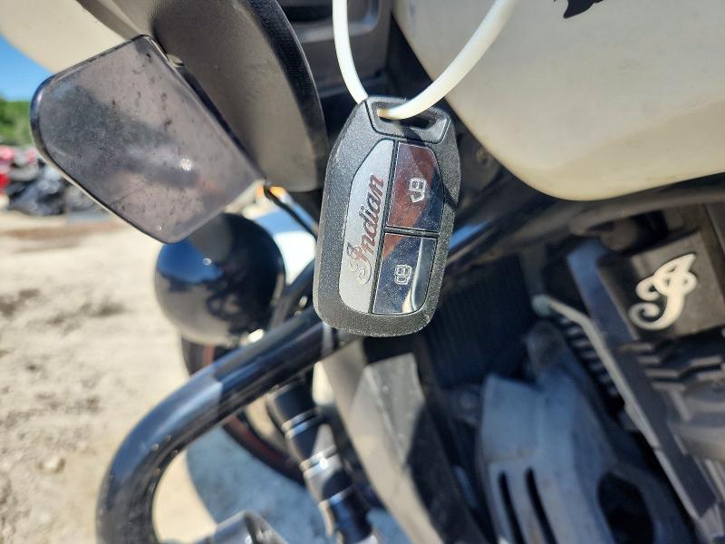 2020 Indian Motorcycle Co. Challenger Dark Horse
