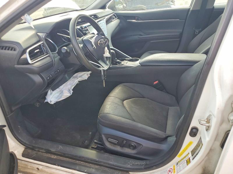 2018 Toyota Camry le