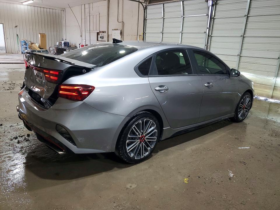 2023 KIA Forte gt