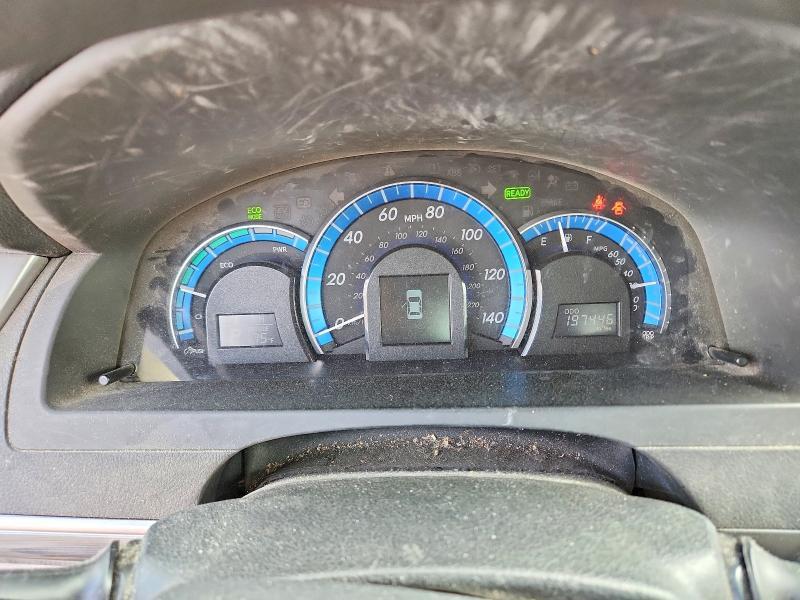 2012 Toyota Camry Hybrid le