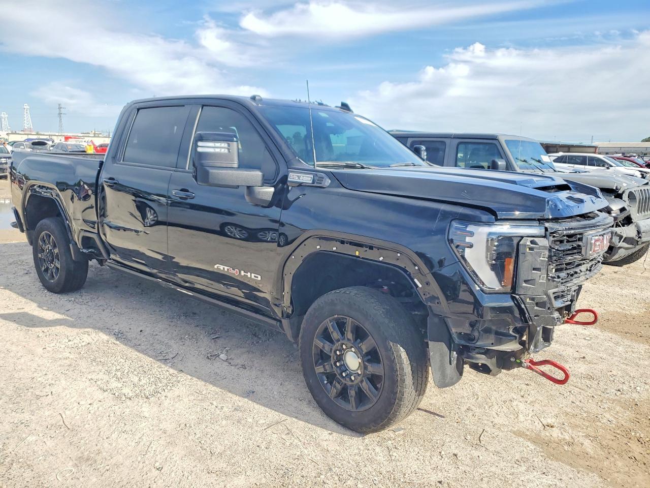 2025 GMC Sierra K2500 AT4