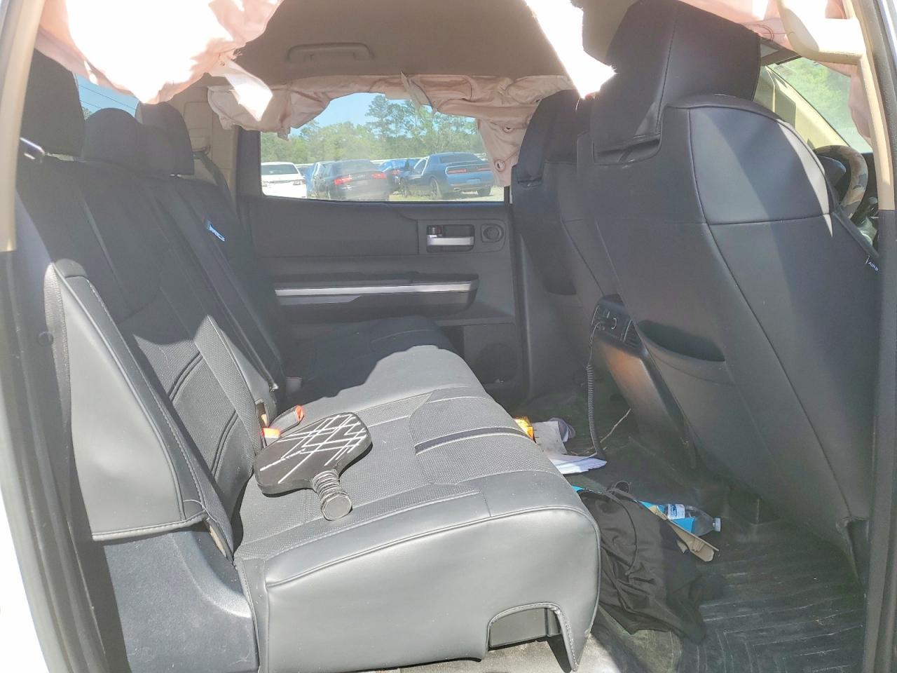 2014 Toyota Tundra Crewmax SR5