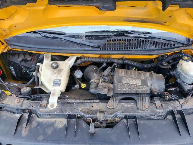 2010 Chev Express Cutaway G4500