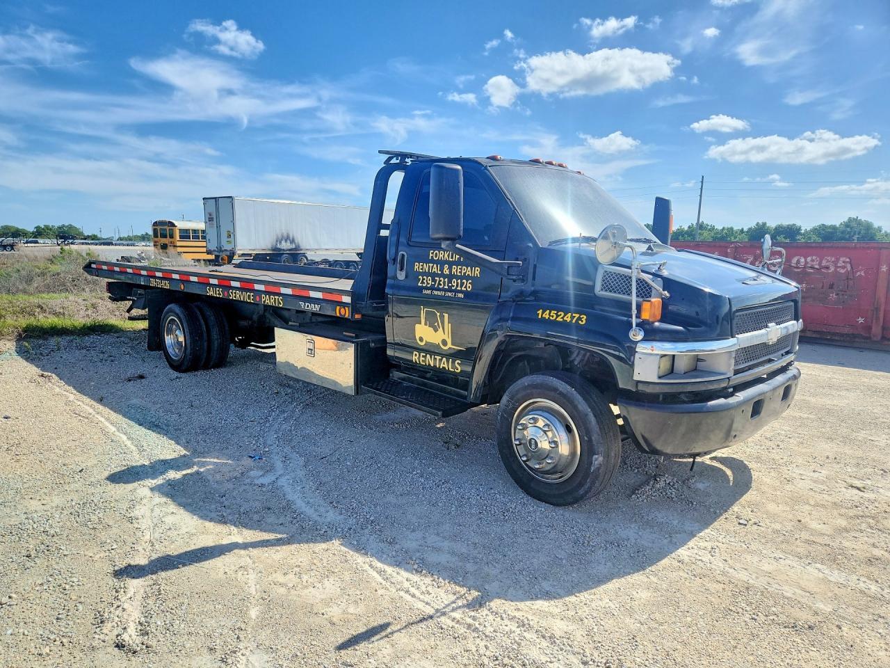 2007 Chevrolet C5500 Rollback Truck