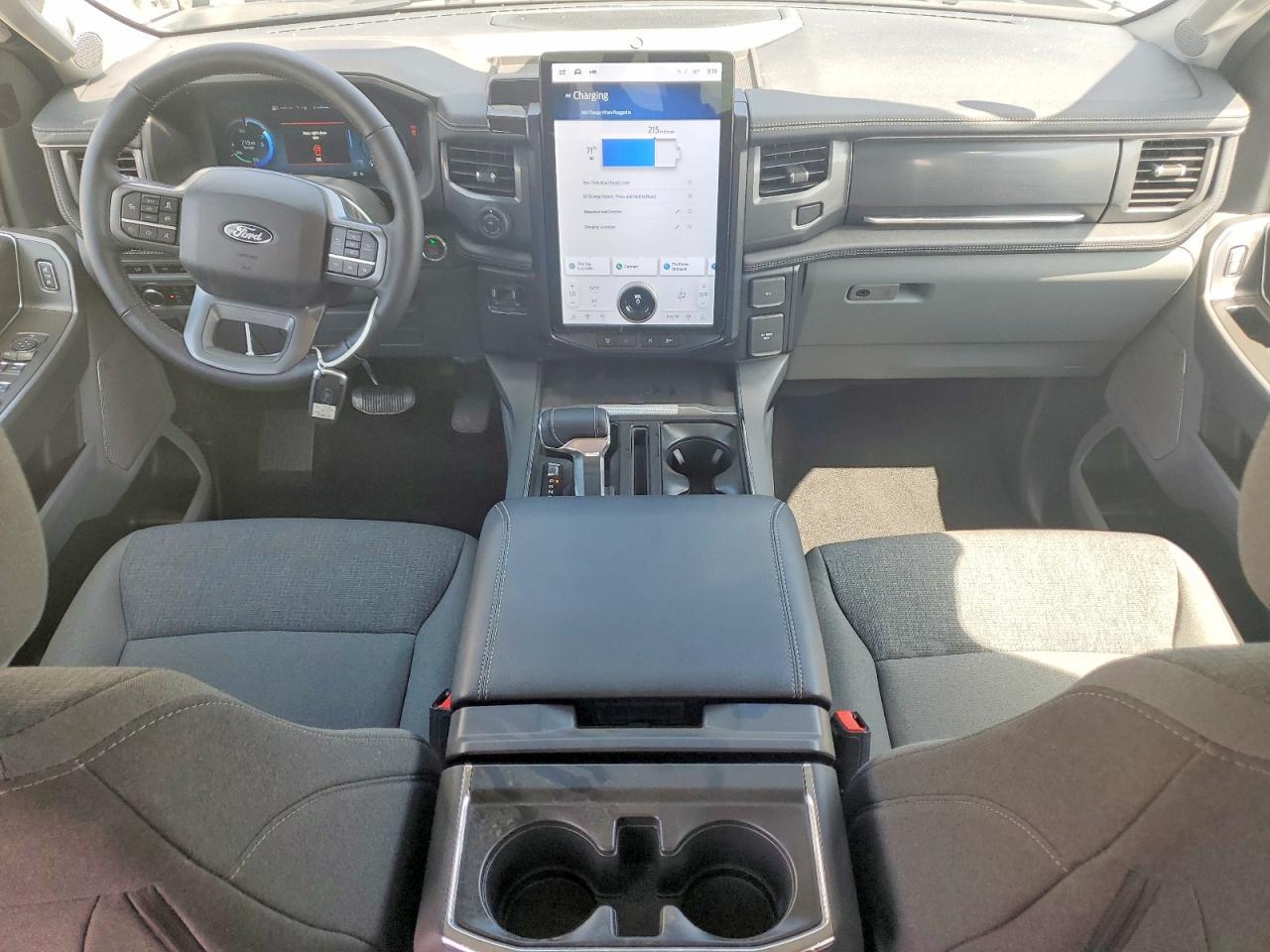 2024 Ford F150 Lightning XLT