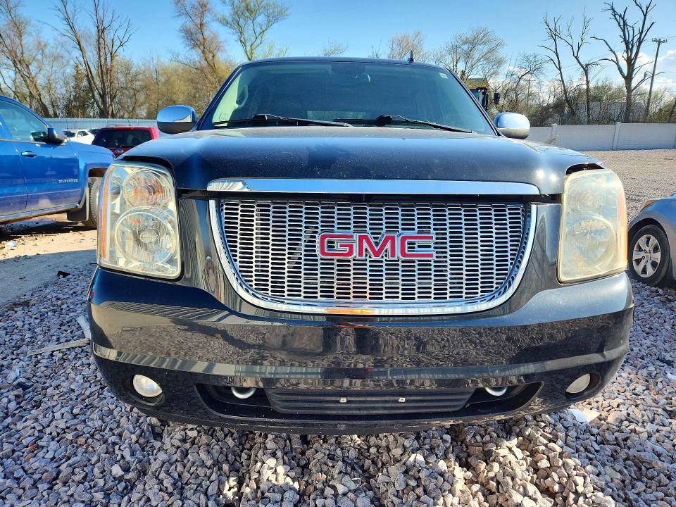 2010 GMC Yukon slt